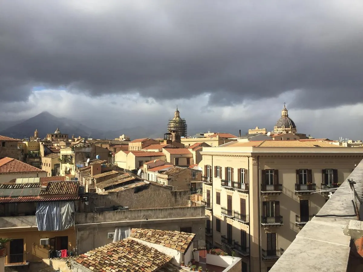 Due Cani Palermo Guest house